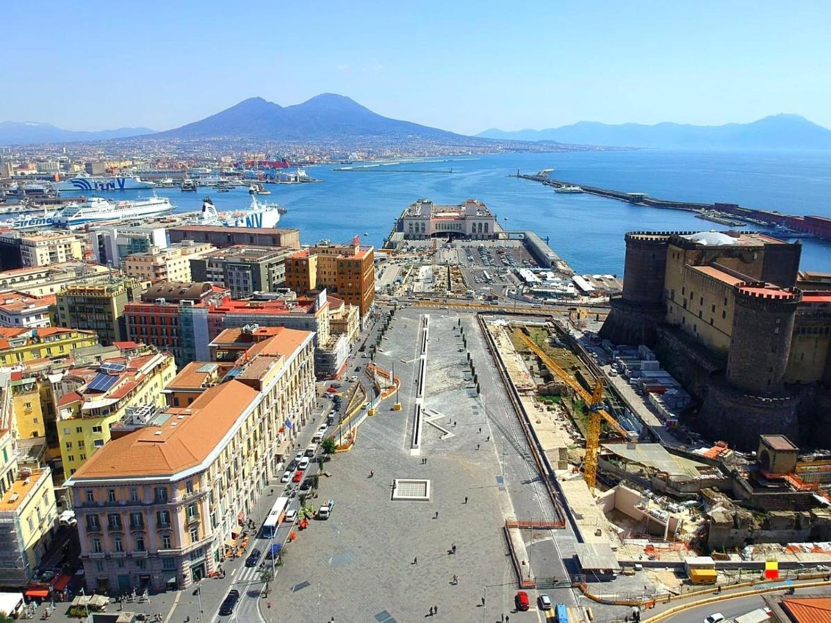 Silia House Napoli Centro Hotel Exterior photo